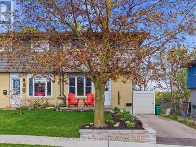 51 Clemens Avenue, Cambridge, ON, N3C 2W6 house for sale | Listing ID X13108 | Royal LePage