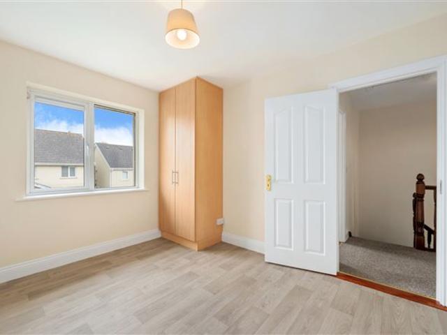 51 Lios Ard, Ballyhooly, Co. Cork Sherry FitzGerald O'Donovan Fermoy 4928 MyHome. Ie Residential