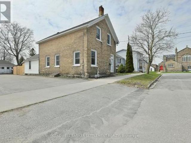51 Main Street W, Smiths Falls, ON, K7A 1M7 house for sale | Listing ID X13497 | Royal LePage