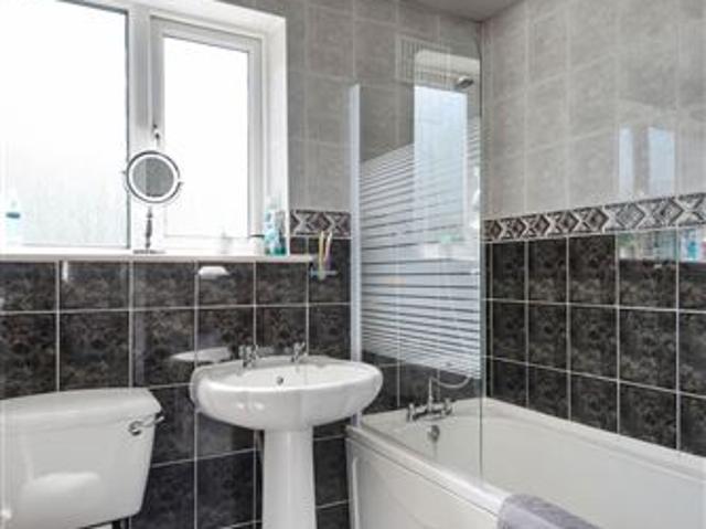 51 Moatfield Road, Artane, Dublin 5 DNG Raheny 4928 MyHome. Ie Residential