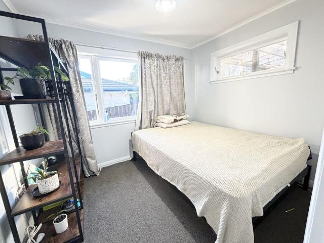 51 Rua Road, Glen Eden, Auckland