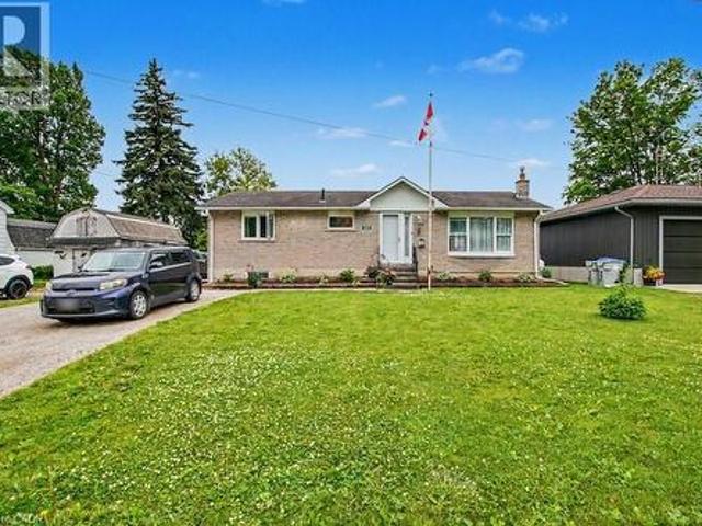 51 Schade Street, Monkton, ON, N0K 1P0 house for sale | Listing ID 40839 | Royal LePage