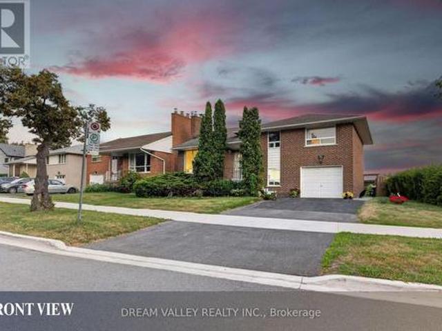 51 Sloley Road, Toronto, ON, M1M 1C7 house for sale | Listing ID E13571 | Royal LePage