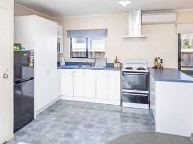 51a Mahoe St