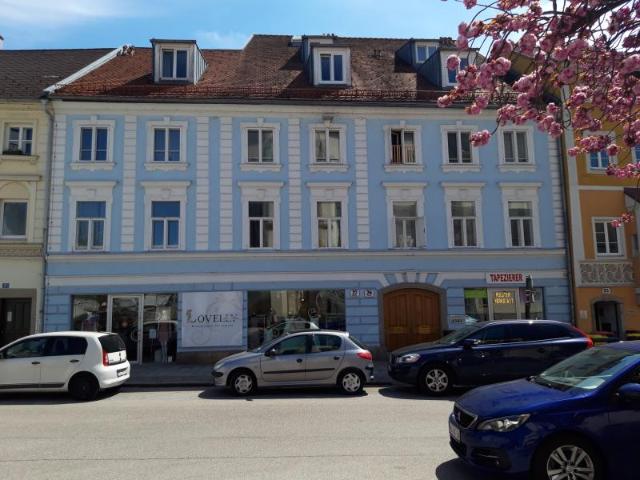 5205* Geräumige 2 Zimmer Wohnung am Welser Stadtplatz