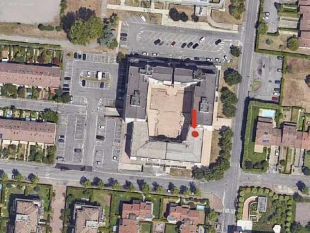 520/2024 1 BS negozio al piano terra in asta Roncadelle