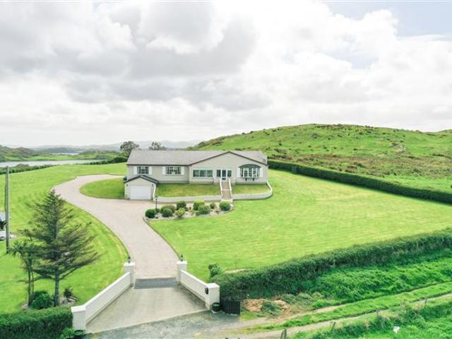 520,000 | Ballyhiernan, Kindrum, Fanad, Co. Donegal Sherry FitzGerald Paul Reynolds 4928 MyHome. Ie Residential