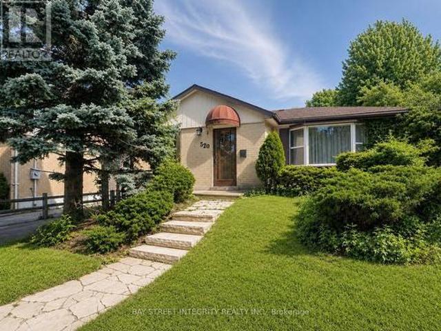 520 Lynett Crescent, Richmond Hill, ON, L4C 2V9 house for lease | Listing ID N13482 | Royal LePage