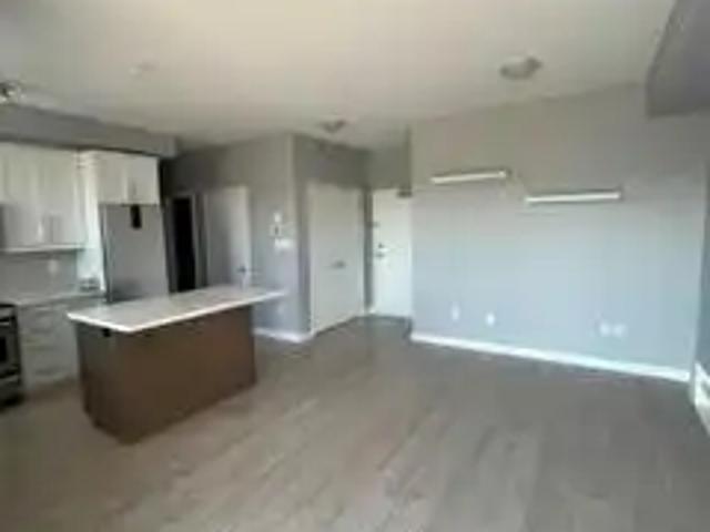 520 NORTH SERVICE Road Unit# 401