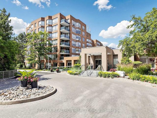 521 14 Yonge Street, Aurora | 1+1Beds/1Bath, Condo, $729,000 | Condos. Ca