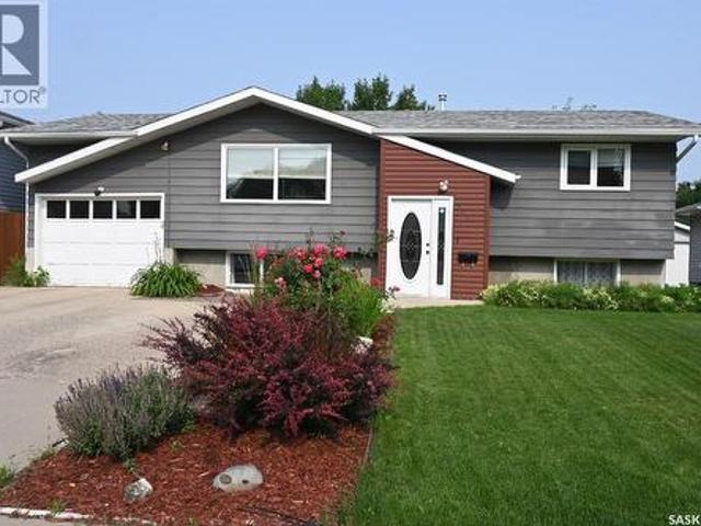 521 Guelph Crescent, Saskatoon, SK, S7H 4R3 house for sale | Listing ID SK043223 | Royal LePage
