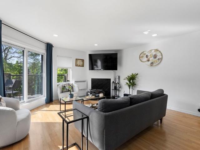 5221 Rue Riviera, apt. 305