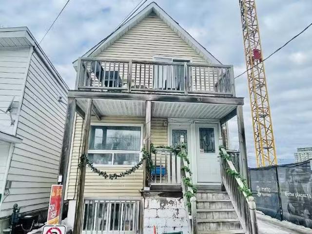 52345092 67 Barrette St #1