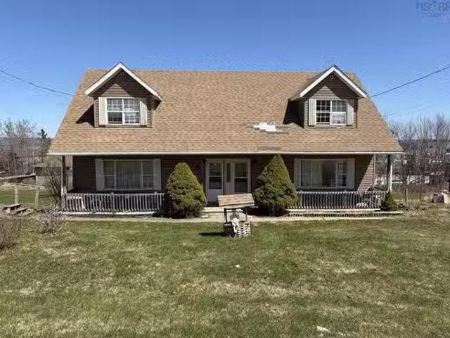 523/525 Truro Heights Road, Truro Heights, NS, B6L 1Y2 house.