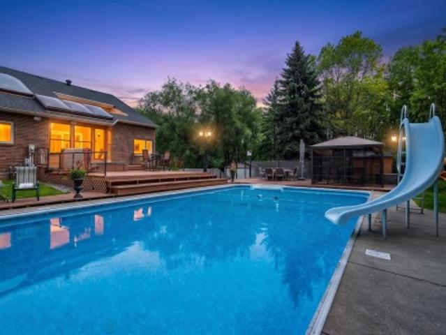 52319 Rge Road 231, Rural Strathcona County, AB, T8B 1A8 house for sale | Listing ID E4497 | Royal LePage