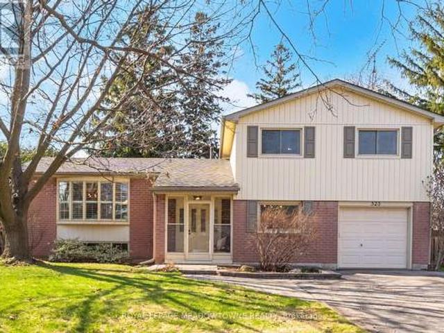 523 Trafalgar Court, Milton, ON, L9T 3A8 house for sale | Listing ID W12977 | Royal LePage