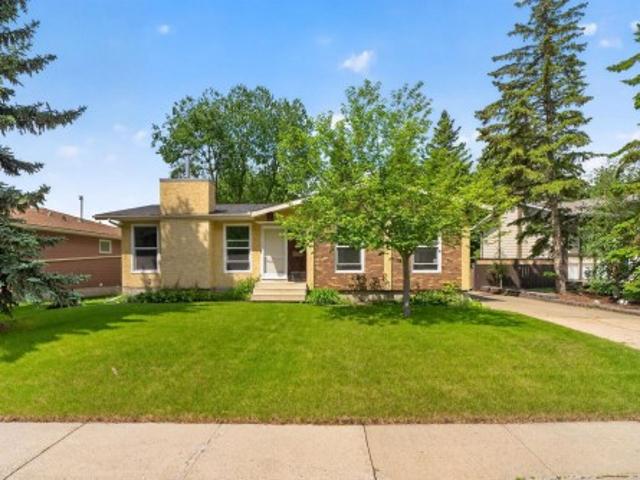 5240 56A Street, Beaumont, AB, T4X 1B4 house for sale | Listing ID E4494 | Royal LePage