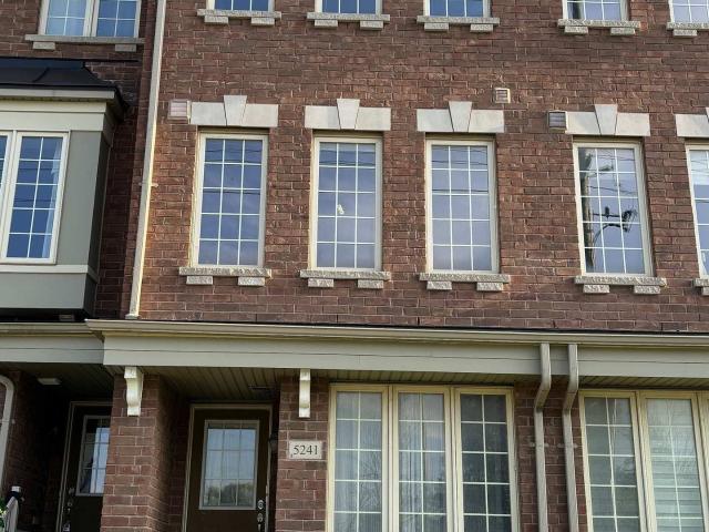 5241 Major Mackenzie Dr E, Markham, ON | Condos. Ca