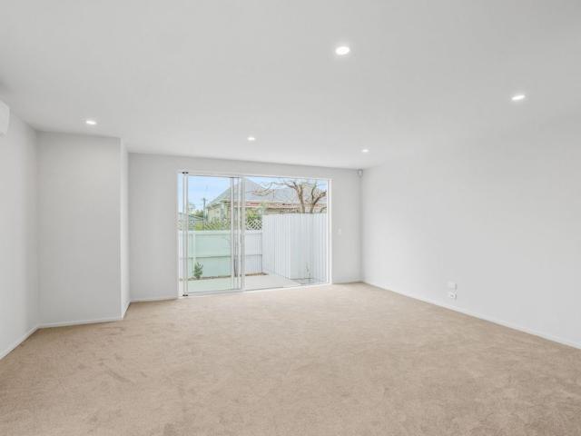 5/24 Dampier Street, Woolston, NZ 8023