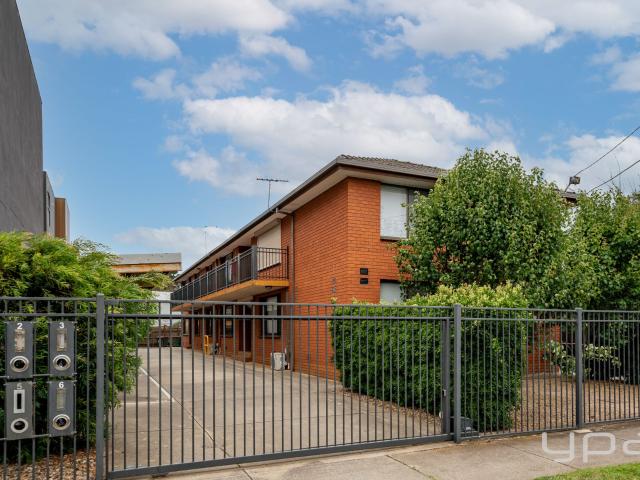 5/24 Salisbury Street, Werribee