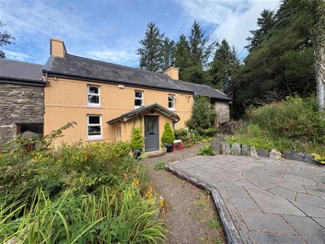 525,000 | Milleens, Coolea, Macroom, Cork Killian Lynch Auctioneers Valuers & Estate Agents 5011 MyHome. Ie Residential