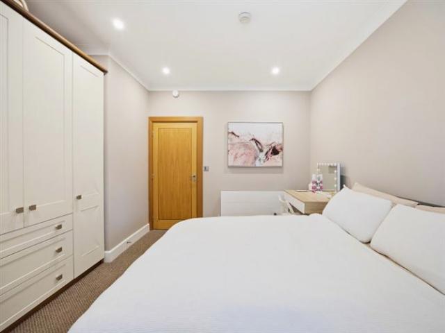 525,000 | Apartment 2, Cedar Grove, Firhouse Road, Dublin 16, Co. Dublin Halnon Humphreys Estate Agents 4999 MyHome. Ie Residential