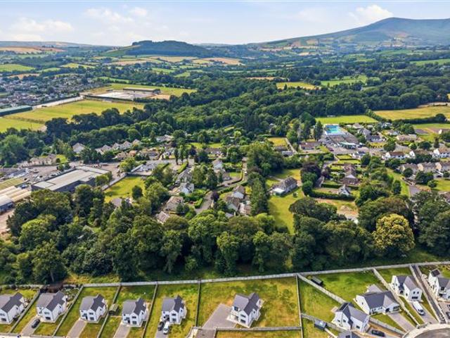 Sale Agreed | 8 Oak Grove, Bunclody Woods, Carrickduff, Bunclody, Co. Wexford Sherry FitzGerald O'Leary Kinsella 5015 MyHome. Ie Residential