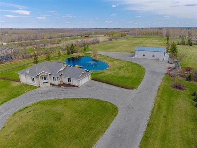 525 Mcphillips Rd, St Andrews, MB, R1A 3G7 Luxury House for sale | Listing ID 202611 | Royal LePage Carriage Trade Luxury Properties
