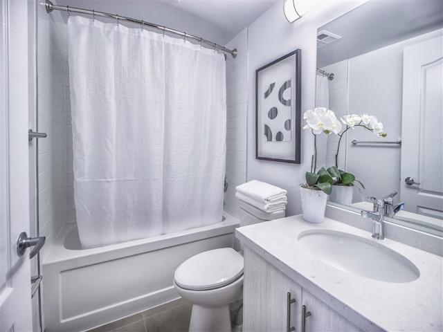 525 Richmond Street 2 Bedroom Apartment for Rent at 525 Richmond St W, Toronto, ON M5V 1Y5 Fashion District