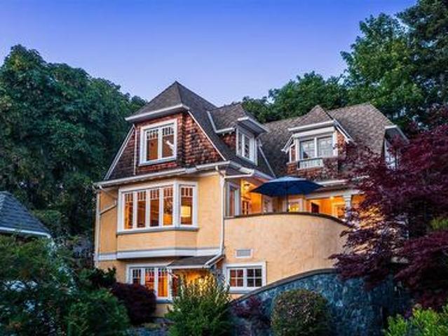 525 Transit Rd, Oak Bay, BC, V8S 4Z4 house for sale | Listing ID 984692 | Royal LePage
