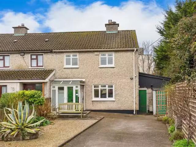 526 Pearse Villas, Sallynoggin, County Dublin, A96 WR52