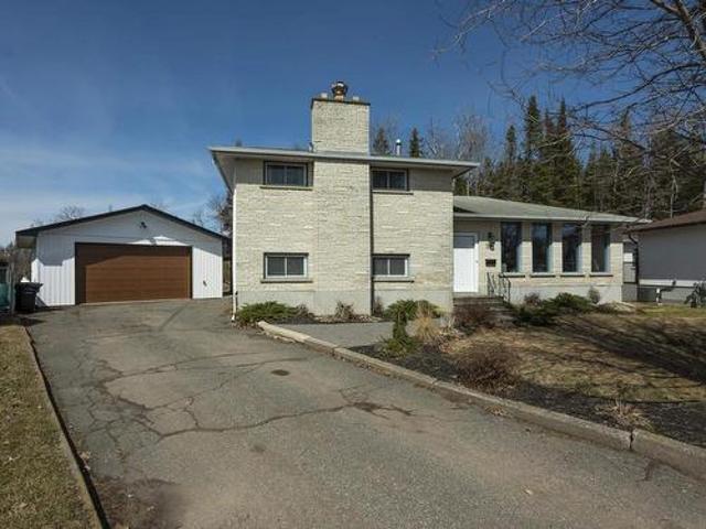 526 Ryerson Place, Thunder Bay, ON, P7C 5R9 house for sale | Listing ID TB2600 | Royal LePage