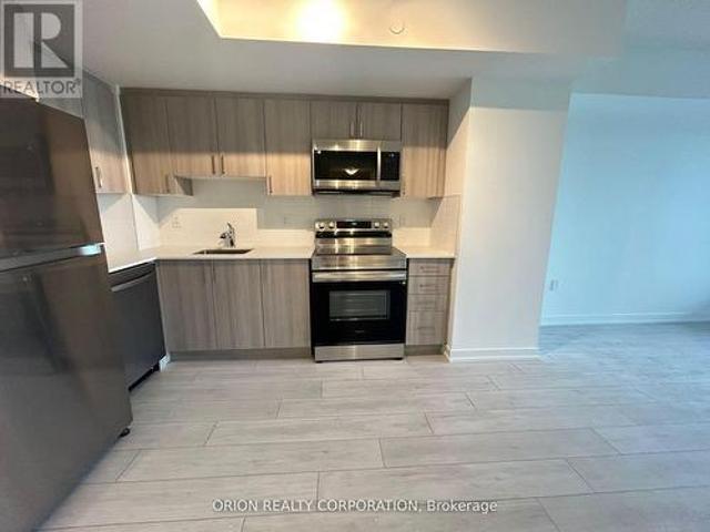 527 556 Marlee Avenue, Toronto, ON, M6B 0B1 lease for lease | Listing ID W13089 | Royal LePage