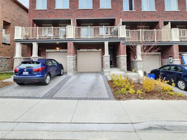 527 Old Harwood Avenue E, Ajax | 3Beds/3Bath, Townhouse, $3,175/mo | Condos. Ca