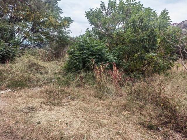 527 m² Land available in Stonehenge
