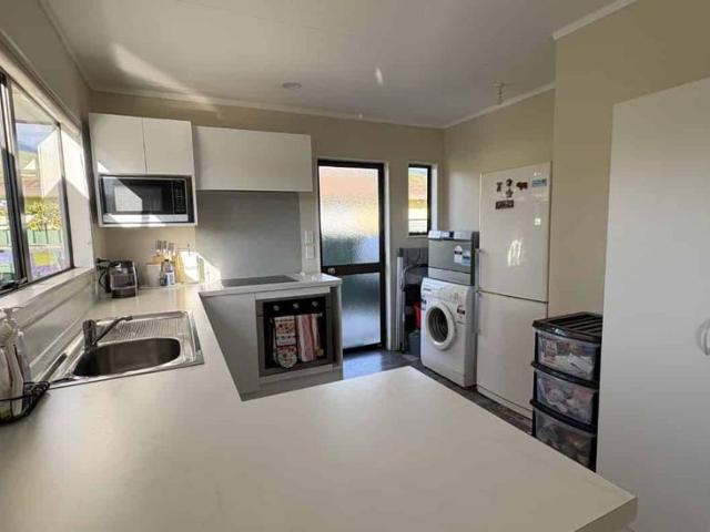 5/27 Ranui Road, Stoke