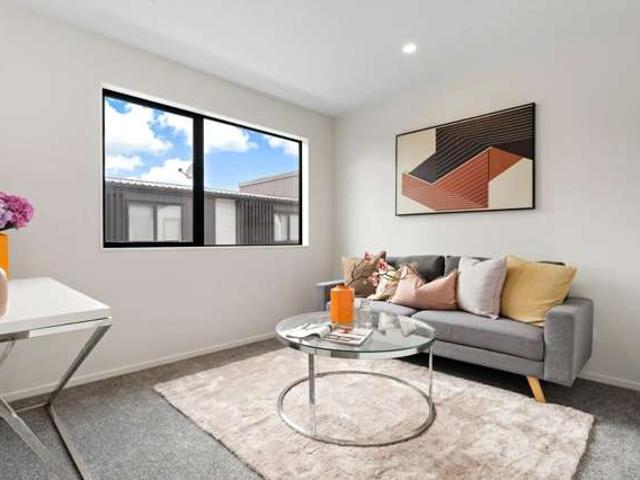 5/27 Taikata Road, 1801, Waitakere City