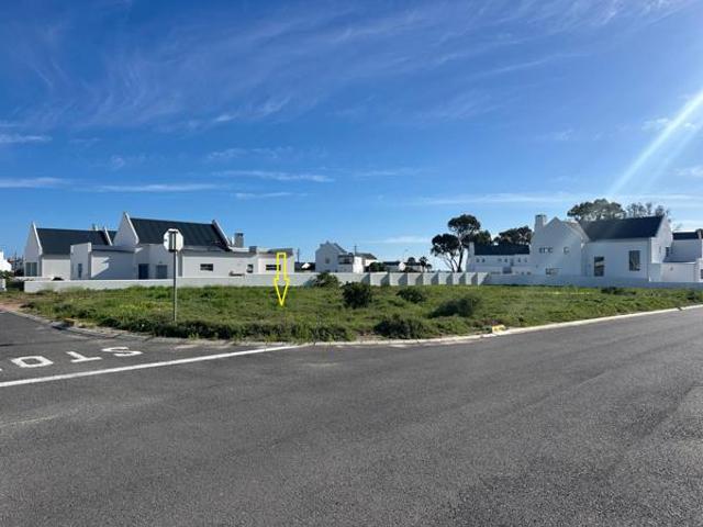 528 m² Land available in Britannia Bay