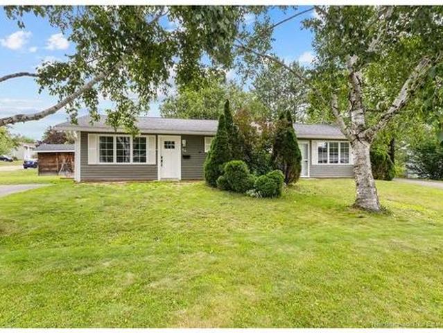 52 54 Lombardi Lane, Fredericton, NB, E3A 1N7 house for sale | Listing ID NB144370 | Royal LePage