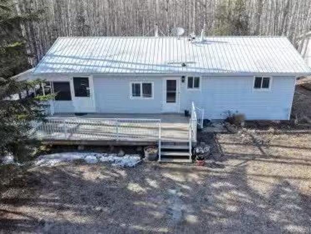 52 5512 Twp 593A, Rural Barrhead County, AB, T7N 1N3 house f.