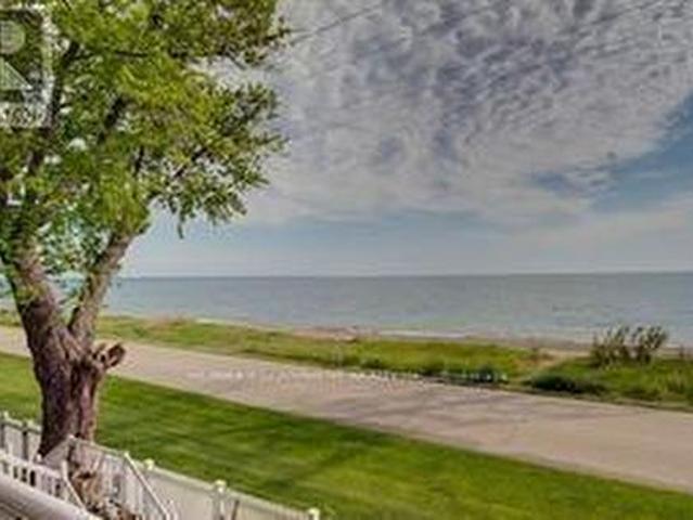 52 337 Beach Boulevard, Hamilton, ON, L8H 6W4 townhouse for lease | Listing ID X13498 | Royal LePage
