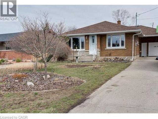 52 Woodelm Drive, St. Catharines, ON, L2M 4N3 house for lease | Listing ID 40841 | Royal LePage