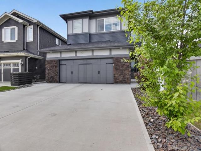 52 Aberdeen Crescent, Sherwood Park, AB, T8H 1W7 house for sale | Listing ID E4490 | Royal LePage