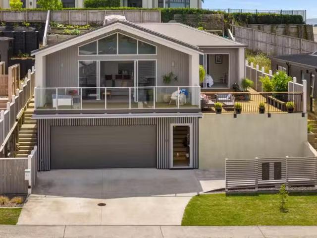 52 Bert Wall Drive, Omokoroa, Western Bay Of Plenty