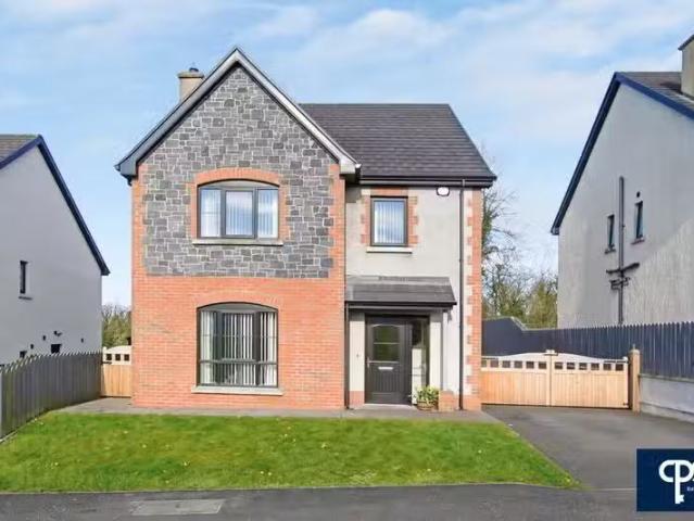 52 Carn Hill
