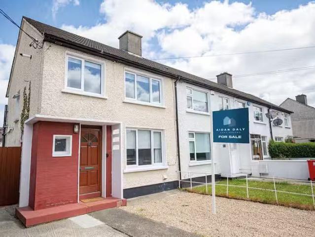 52 Ennel Park, Artane, Dublin 5, D05V2N6 is for sale