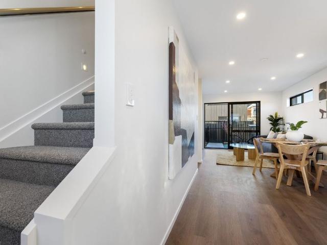5/2 Firebrick Way Hobsonville Brand New Coastal Living at Limeburners Bay