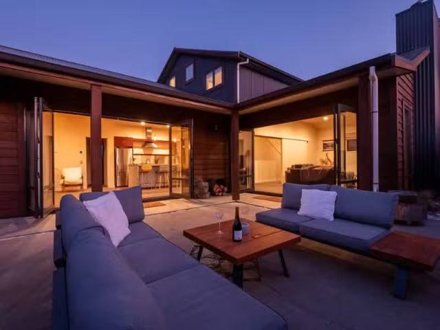 52 Hope Avenue, Dalefield/Wakatipu Basin, Queenstown For Sale