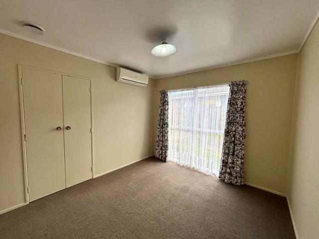 52 Kurnell Drive, Botany Downs, Manukau City