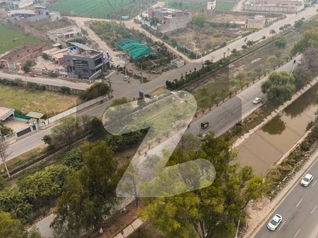 52 Marla Commercial Plot For Sale Near Khayyam Resturant Canal Road Faisalabad